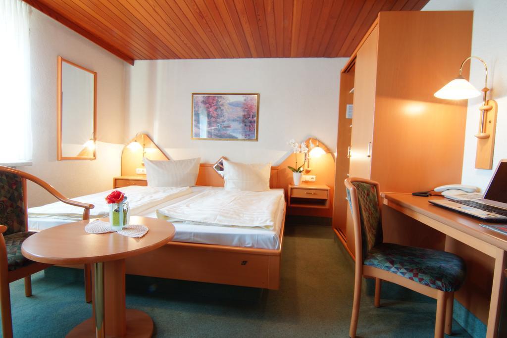 Wolfhagen Hotel Zum Schiffchen מראה חיצוני תמונה