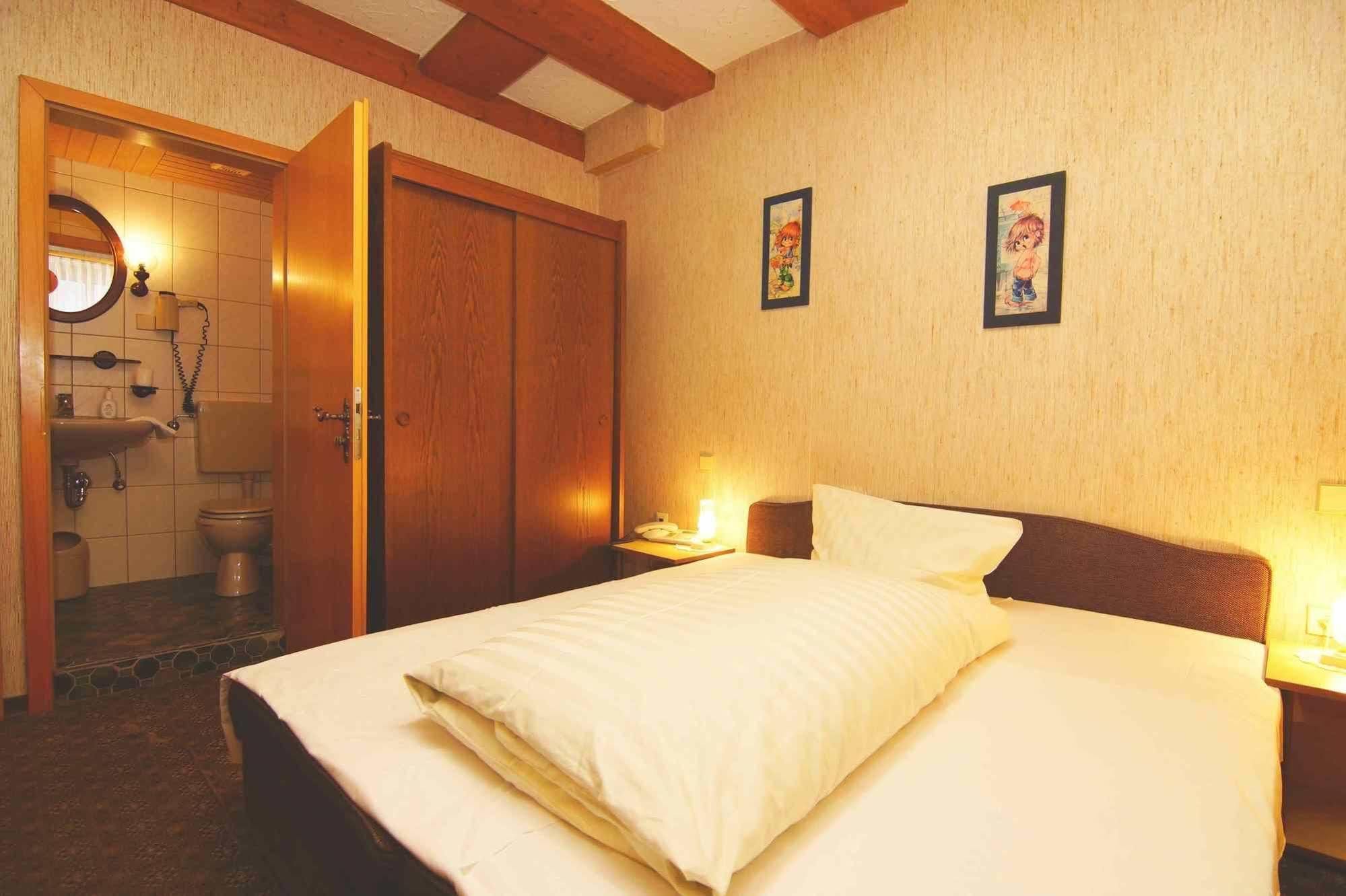 Wolfhagen Hotel Zum Schiffchen מראה חיצוני תמונה